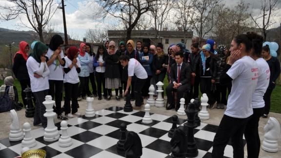 Çermik Mesleki ve Teknik Anadolu Lisesinde Sınıflar Arası Satranç Turnuvası Finali Yapıldı 