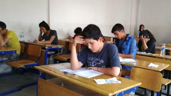 Liselere Geçiş Sınavı ile  Parasız Yatılılık ve Bursluluk Sınavı 