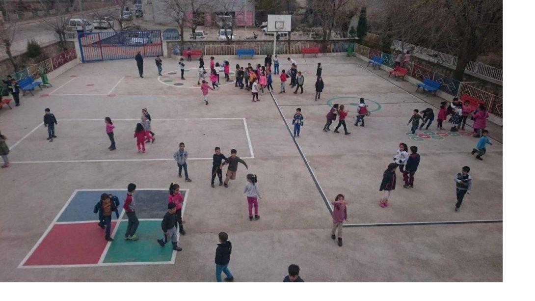 Okulumuz Zekai Dursun İlkokulu'ndan Görüntüler